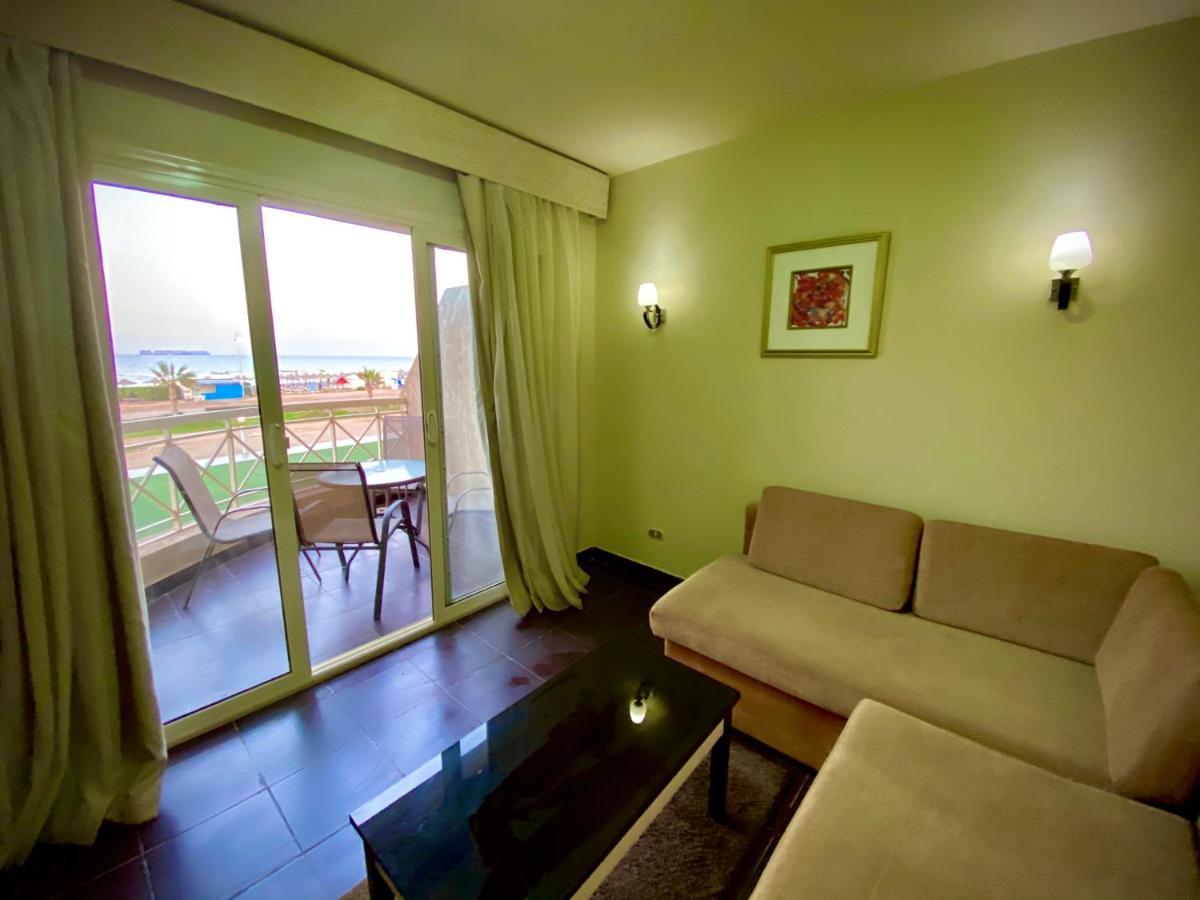 Porto South Beach Royal Sea View Families صف اول بحر مباشر Ain Suchna Exterior foto