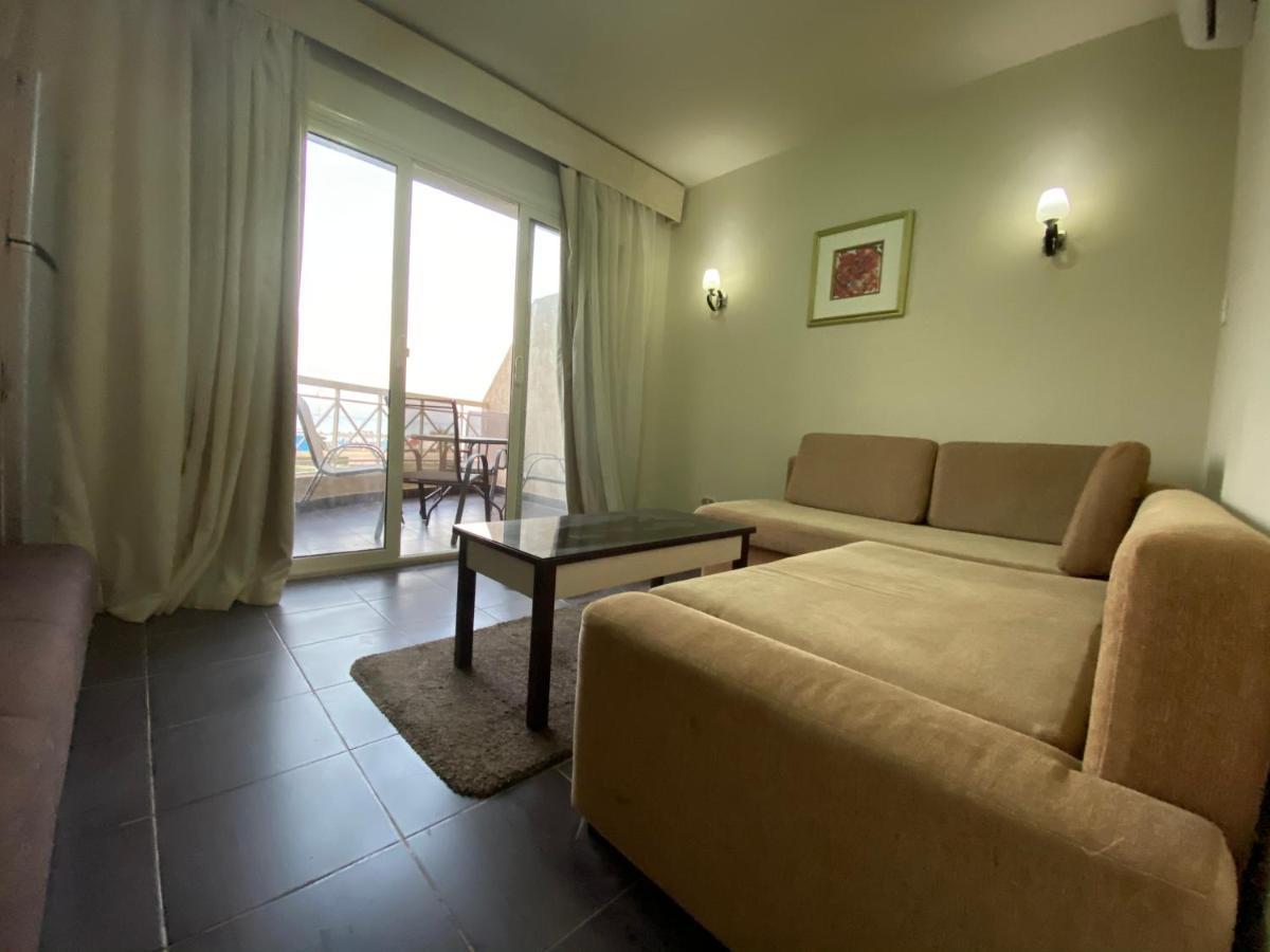 Porto South Beach Royal Sea View Families صف اول بحر مباشر Ain Suchna Exterior foto